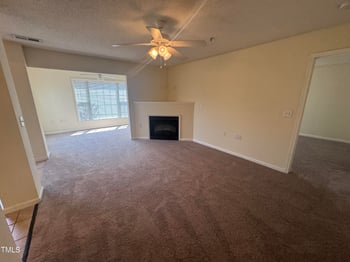 2511 Huntscroft Ln #100, Raleigh, NC 27617