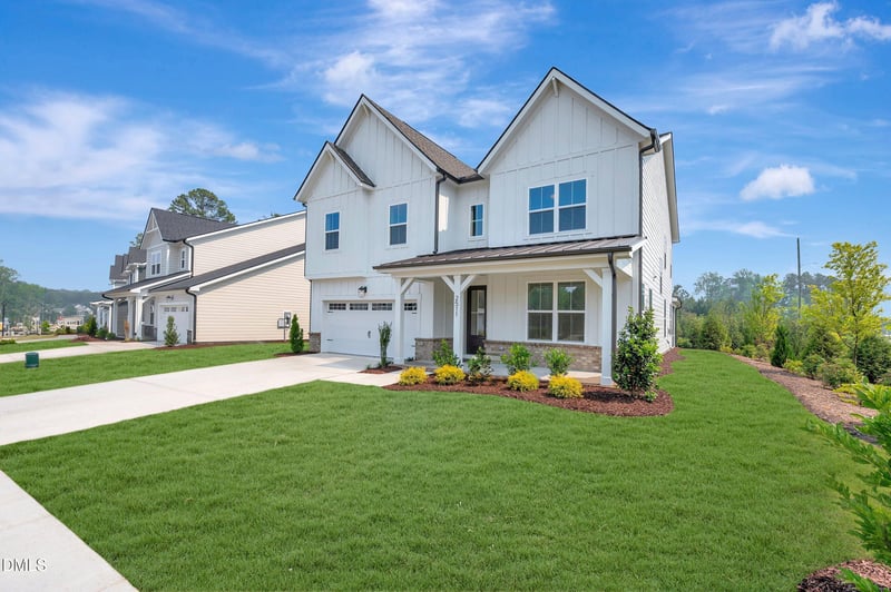 2511 Vetrina Way, Apex, NC 27502
