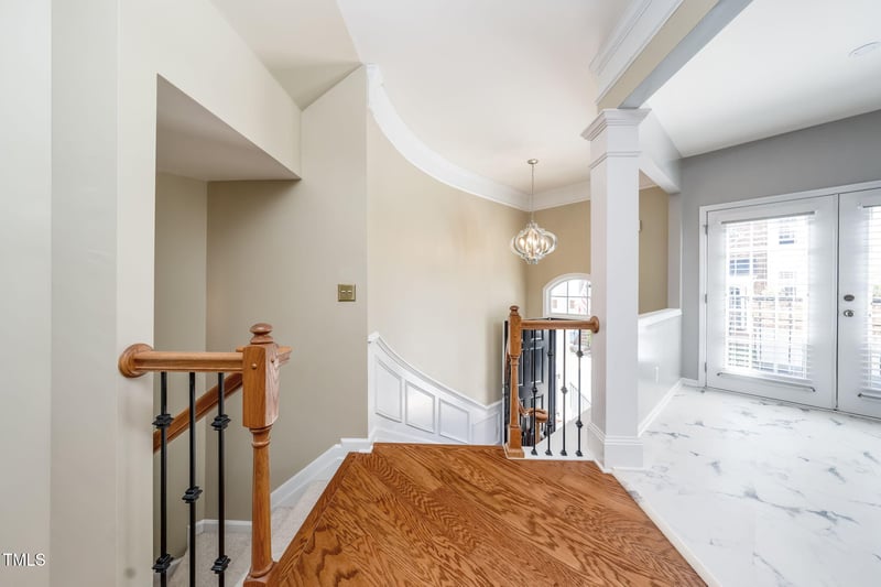 2512 Blooming St, Raleigh, NC 27612