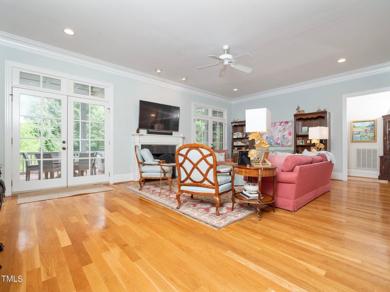 2512 Lewiswood Ln, Raleigh, NC 27608