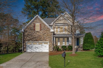 2512 Livingston Ct, Apex, NC 27502