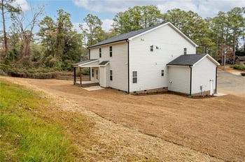 2512 Spring Valley Rd, Fayetteville, NC 28303