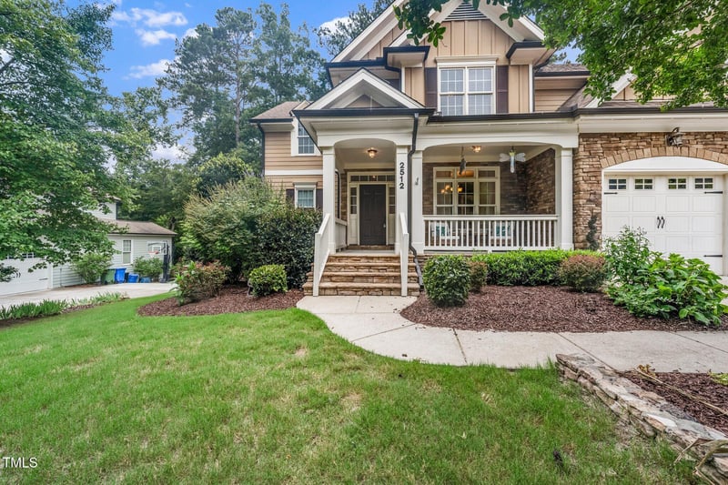 2512 Thurrock Dr, Apex, NC 27539