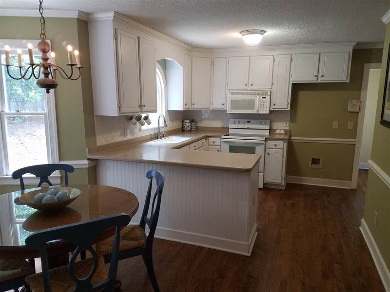 2512 Westham Pl, Raleigh, NC 27604