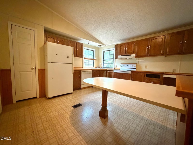 2512 White Cross Rd, Chapel Hill, NC 27516