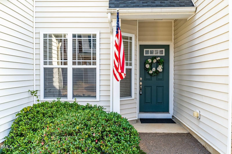 2513 Asher View Ct, Raleigh, NC 27606