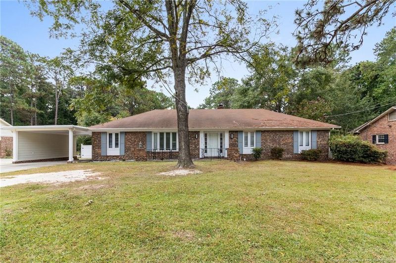 2513 Colgate Dr, Fayetteville, NC 28304
