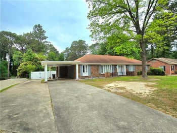 2513 Colgate Dr, Fayetteville, NC 28304