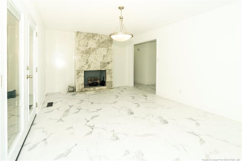 2513 Colgate Dr, Fayetteville, NC 28304