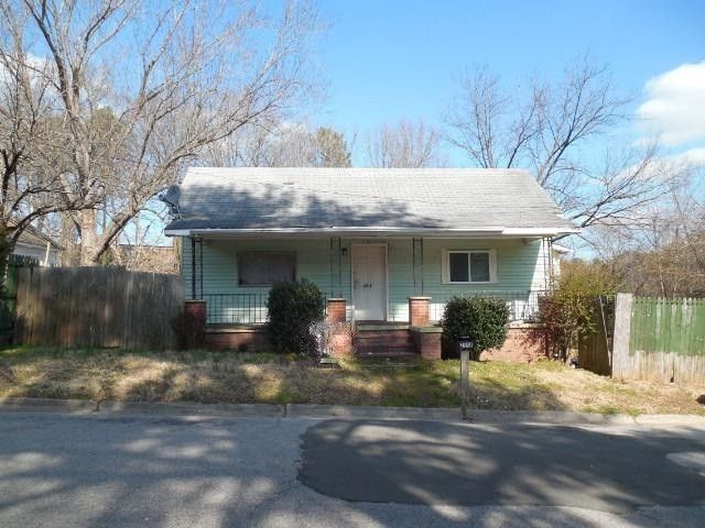 2513 Hart St, Durham, NC 27703