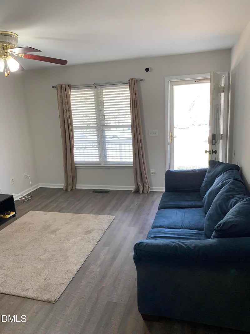 2513 Lindbergh St, Durham, NC 27704