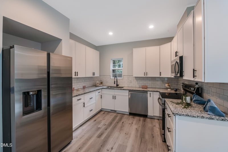 2513 Rochelle St, Durham, NC 27703