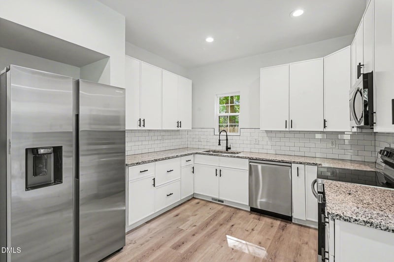 2513 Rochelle St, Durham, NC 27703