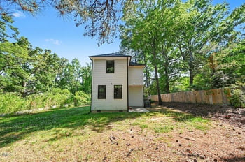 2513 Rochelle St, Durham, NC 27703