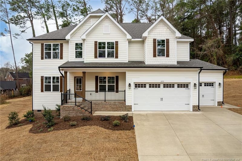 2513 Spring Valley Rd, Fayetteville, NC 28303