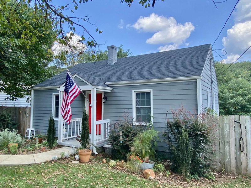 2513 Springhill Ave, Raleigh, NC 27603
