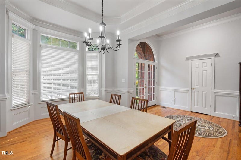 2513 Walden Woods Dr, Apex, NC 27523