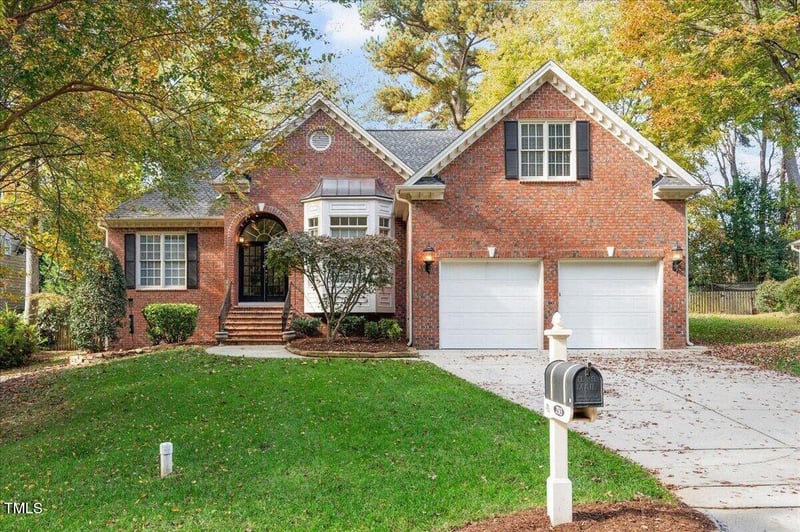 2513 Walden Woods Dr, Apex, NC 27523