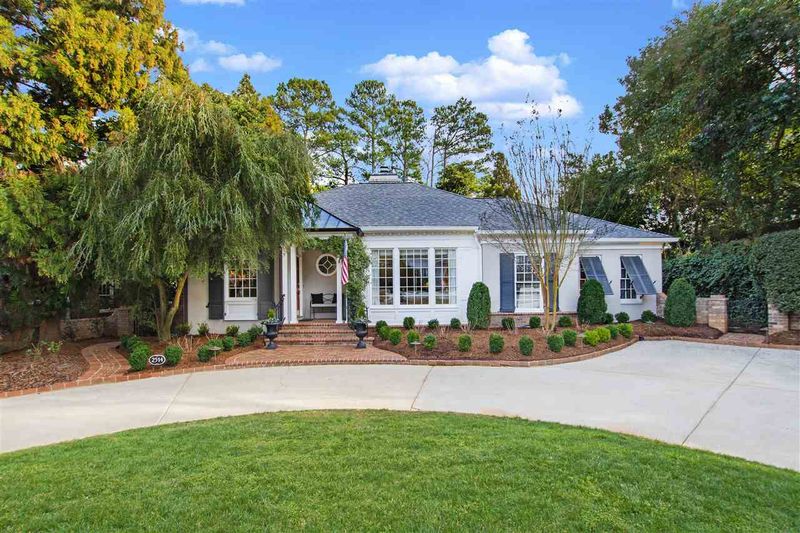 2514 Anderson Dr, Raleigh, NC 27608