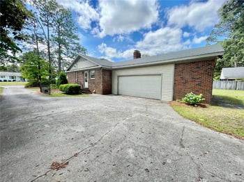 2514 Dartmouth Dr, Fayetteville, NC 28304