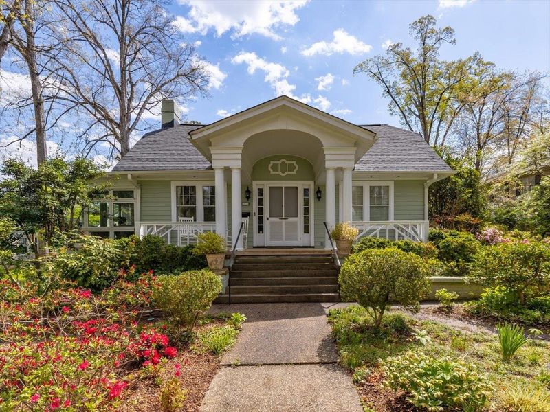 2514 White Oak Rd, Raleigh, NC 27609