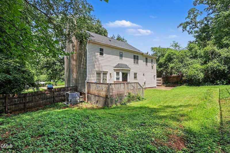 2515 Pink Acres St, Cary, NC 27518