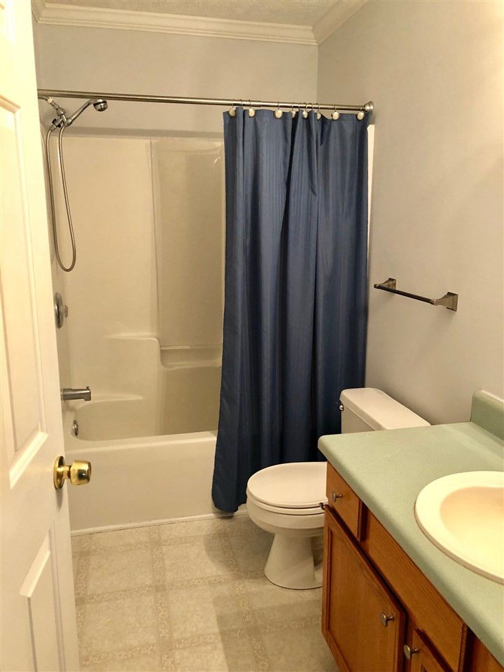 2515 Ritchie Rd, Chapel Hill, NC 27516