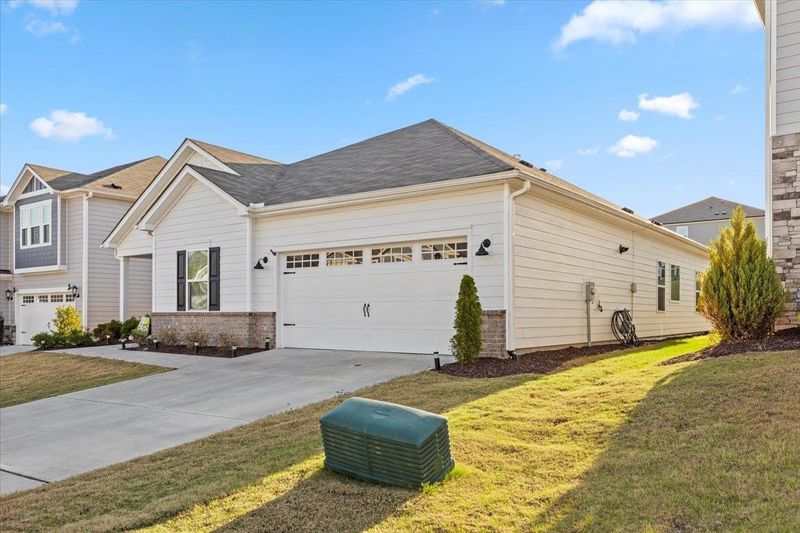 2516 Elm Grant Dr, Apex, NC 27562