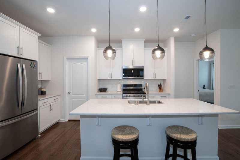 2516 Finkle Grant Dr, New Hill, NC 27562