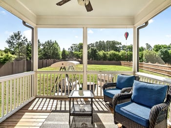 2516 Glade Mill Ct, Fuquay Varina, NC 27526