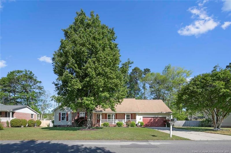 2516 Lull Water Dr, Fayetteville, NC 28306