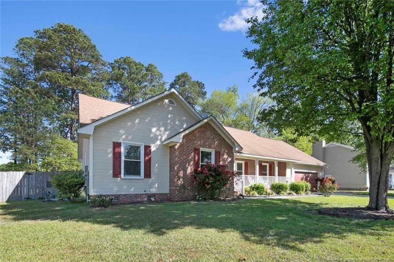 2516 Lull Water Dr, Fayetteville, NC 28306