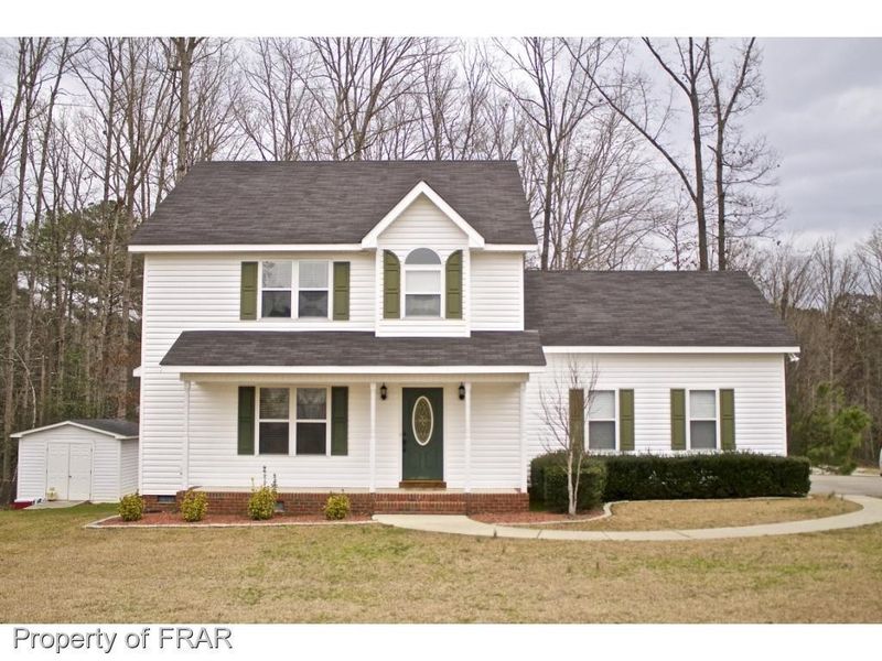 2516 Victory Dr, Sanford, NC 27330