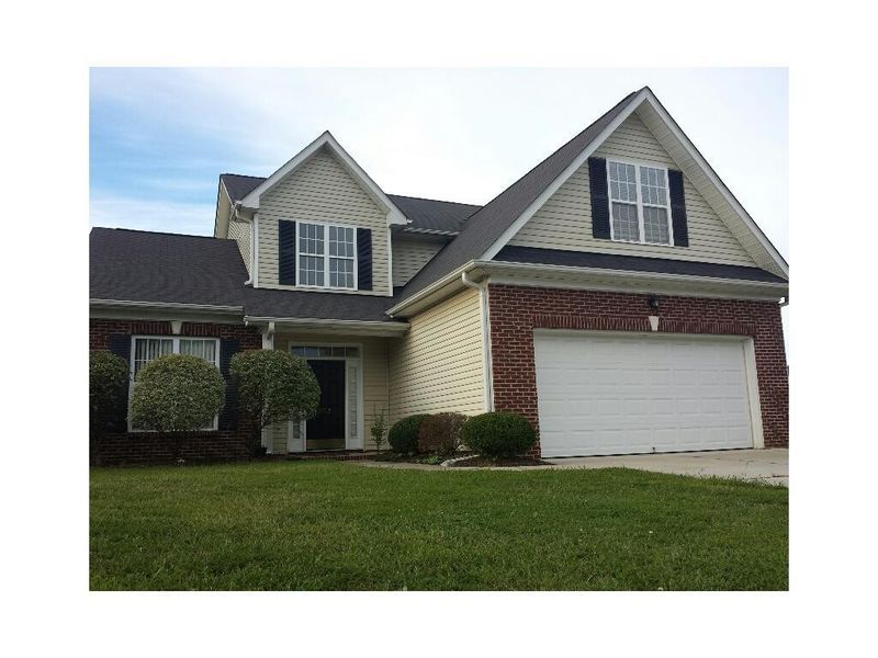 2517 Clarendon Rd, Burlington, NC 27215