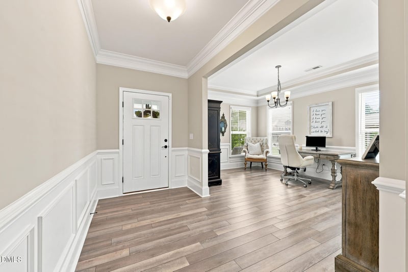 2517 Great Daisy Ln, New Hill, NC 27562