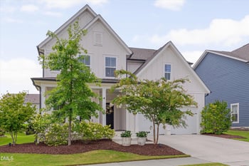 2517 Great Daisy Ln, New Hill, NC 27562