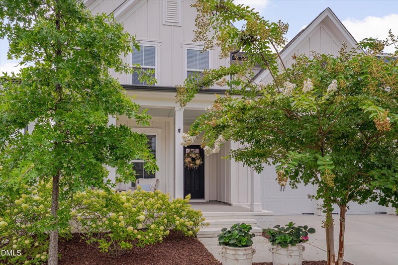 2517 Great Daisy Ln, New Hill, NC 27562