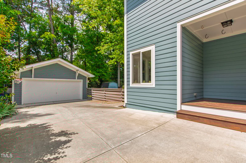 2517 Medway Dr, Raleigh, NC 27608