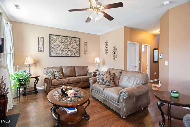 2517 Shepherd Valley St, Raleigh, NC 27610