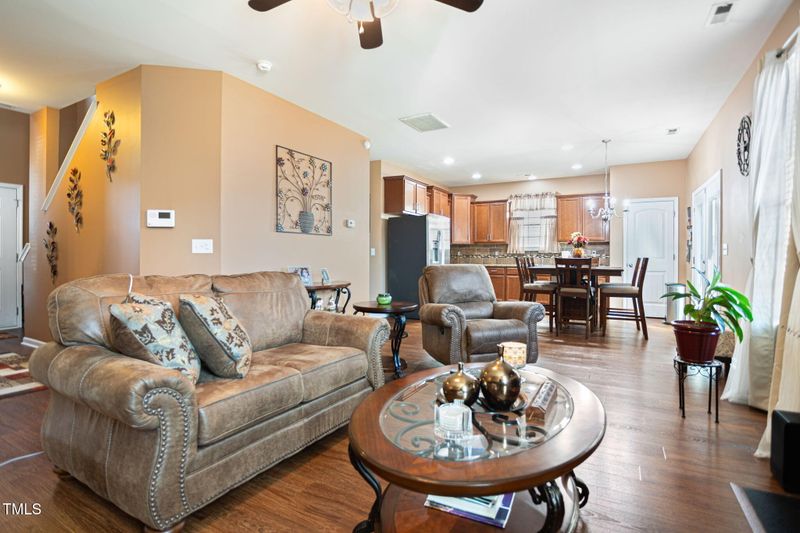 2517 Shepherd Valley St, Raleigh, NC 27610