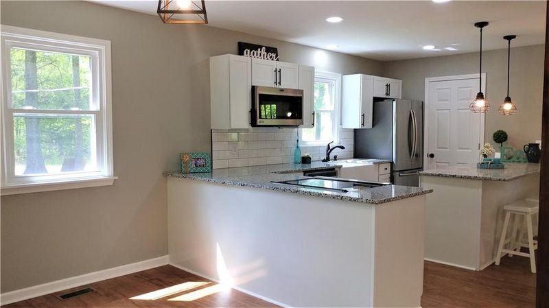 2517 Willie Pace Rd, Burlington, NC 27217