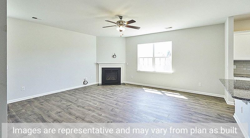 2518 Summersby Dr, Mebane, NC 27302