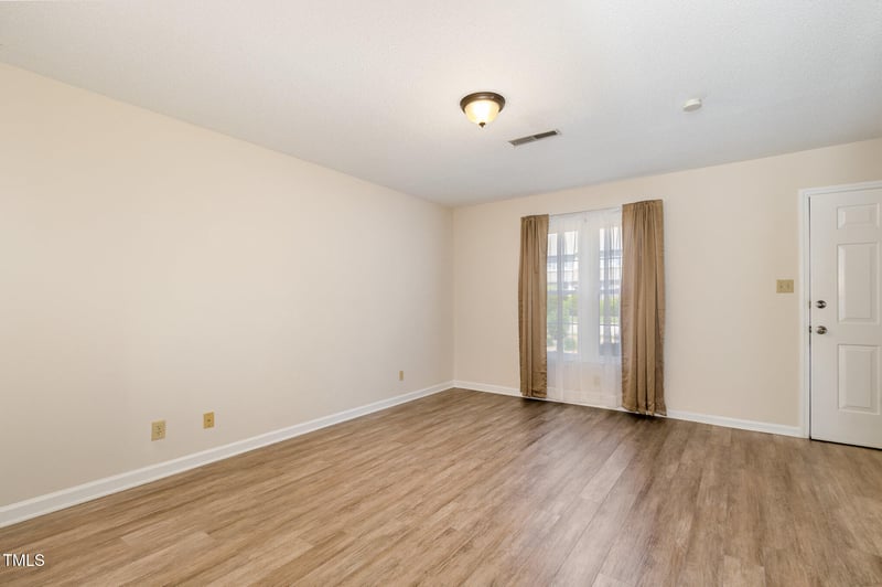 2519 Hitchcock Dr, Durham, NC 27705