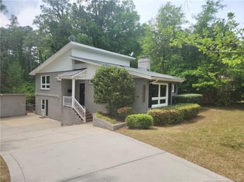 2519 Mirror Lake Dr, Fayetteville, NC 28303