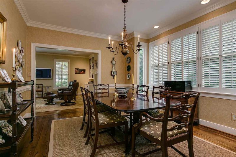 2519 Wake Dr, Raleigh, NC 27608