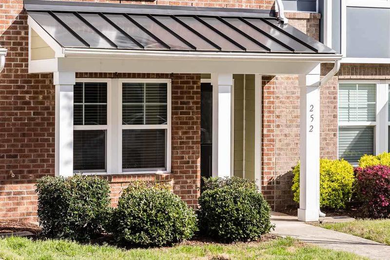 252 Michigan Ave, Cary, NC 27519