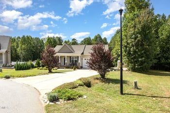 252 Nugget Creek Dr, Clayton, NC 27520