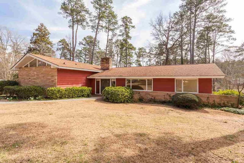 2520 Albemarle Ave, Raleigh, NC 27610