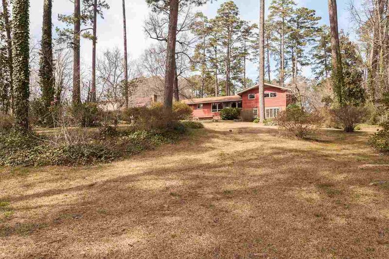 2520 Albemarle Ave, Raleigh, NC 27610