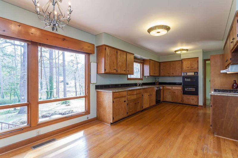 2520 Albemarle Ave, Raleigh, NC 27610